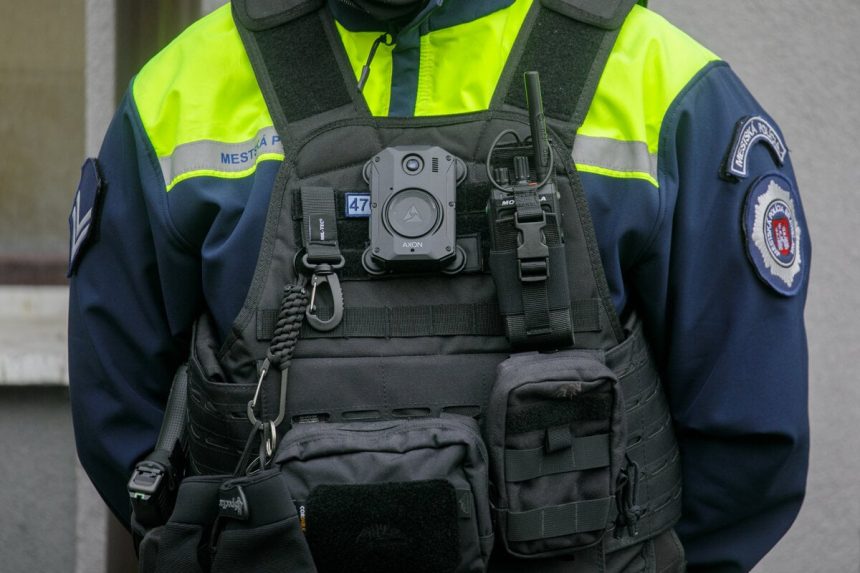 Financna sprava testuje telo kamery na ochranu