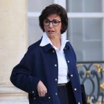 Francuzsku ministerku kultury sudia za obvinenia z korupcie