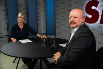 General Macko v Arene Pellegrini Kalinak a Gluck spravili z cvicenia letny kemp