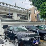 Indicka policia zatkla falosneho velvyslanca lakal na pracu v zahranici