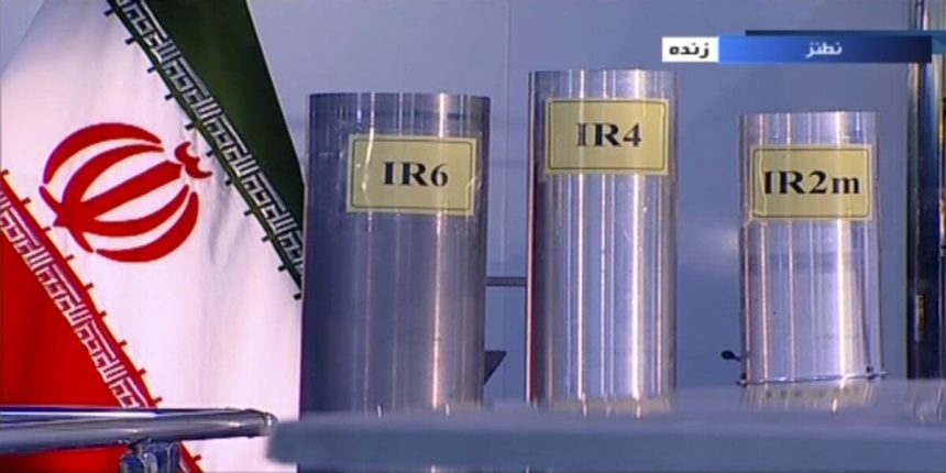 Iran odmieta jadrove rokovania s USA pod podmienkou zastavenia obohacovania uranu