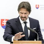 Kalinak obhajoval nakup hernch konzol pre vojakov