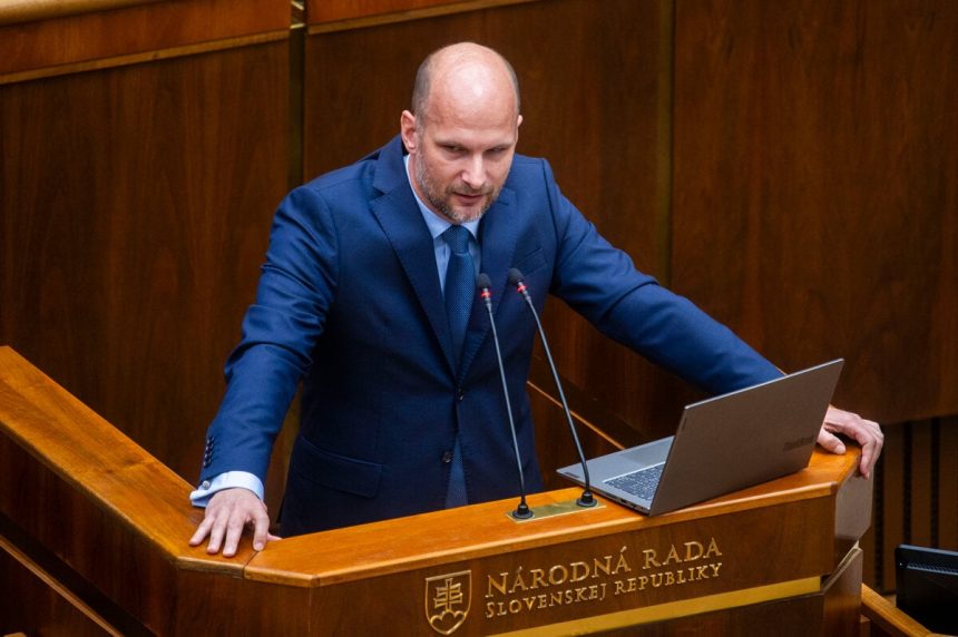 Koaliciu vedie k zmene volebnych pravidiel strach zo straty moci