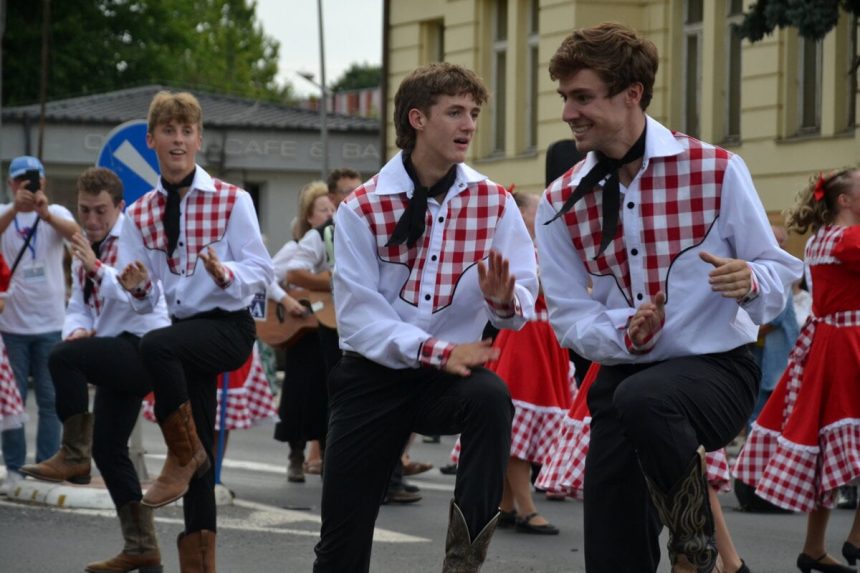 Na zaciatku chceli zblizit Slovakov a Madarov Unikatny festival prilakal aj umelcov z USA