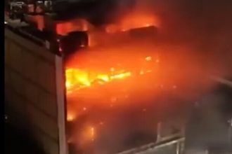 Poziar nakupneho centra v Iraku si vyziadal 50 obeti