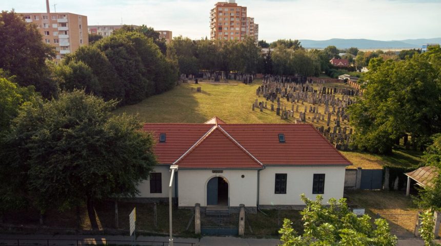 To co nasli na topolcianskom cintorine nikto necakal