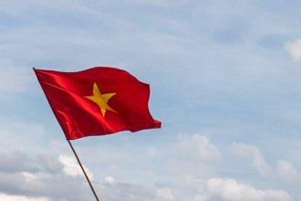 Vo Vietname sa prevratila lod plna turistov zomrelo 34 ludi