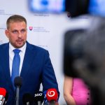 Je to irelevantne vravi Sasko Vitazov tendra ani clenov komisie neukaze