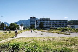 Miesto exkluzivneho nakupneho centra je uzemie nikoho Primator vini miestneho podnikatela