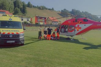 Na ihrisku pristal vrtulnik muzovi islo o zivot