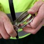 Rozruch v Piestanoch Policia spacifikovala zenu s napodobeninou zbrane