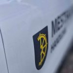 V Handlovej zautocil mladik na policajta