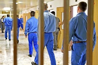 Vazenska strava mu nechuti ma skory budicek