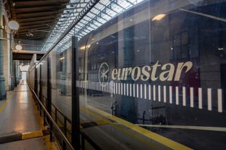 Viacere linky Eurostar vo Francuzsku meskali alebo ich zrusili