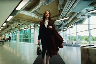 Ak niekto veri ze ste votrelec treba suhlasit Dystopia nie je buducnost hovori Lanthimos