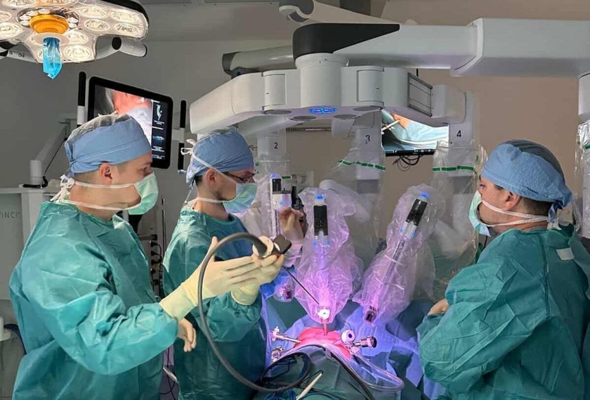 Da Vinci pomaha lekarom v martinskej nemocnici