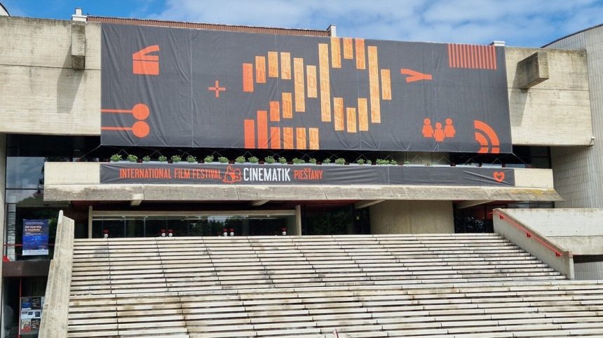 Dvadsiaty rocnik Medzinarodneho filmoveho festivalu Cinematik zacne premierou filmu Otec