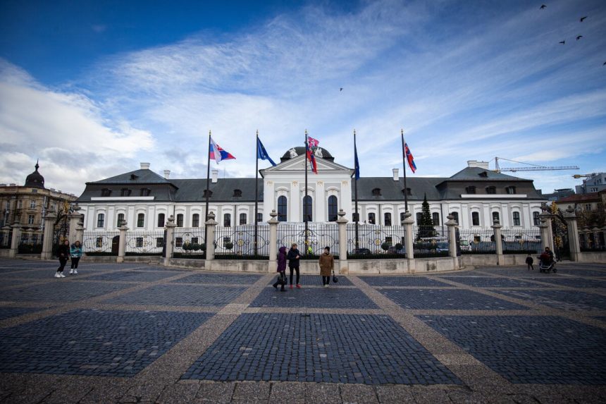 Kancelaria prezidenta povazuje Dankove vyroky o Pellegriniho vydavkoch za nepravidelne