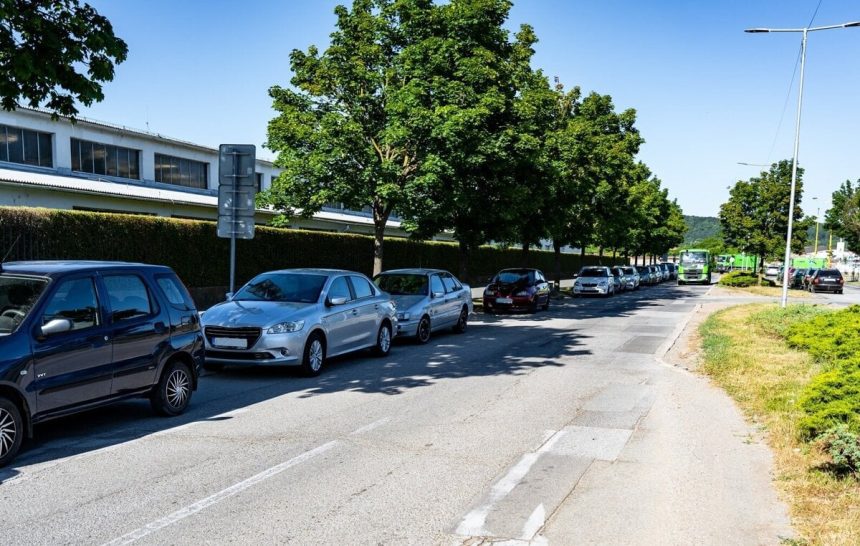 Od pondelka do konca oktobra bude uzavreta cast Cintorinskej ulice v Kosiciach