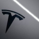 Podiel Tesly na trhu s elektromobilmi v USA klesol najnizsie od oktobra 2017