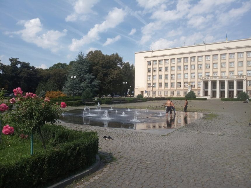 Prisne kontroly utajene miesto tlacovky