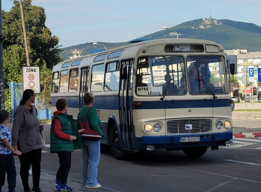 Prve autobusy jazdili po Nitre uz pred sto rokmi