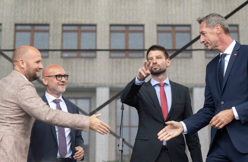 Ranny brifing Takto sa generalny strajk nerobi