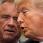 Tvrdenia Trumpa o paracetamole vakcinach a autizme vyvratila WHO