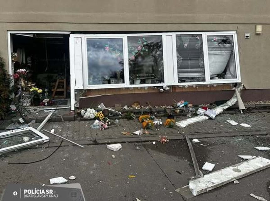 Vybuch v kvetinarstve Policia ziada o pomoc