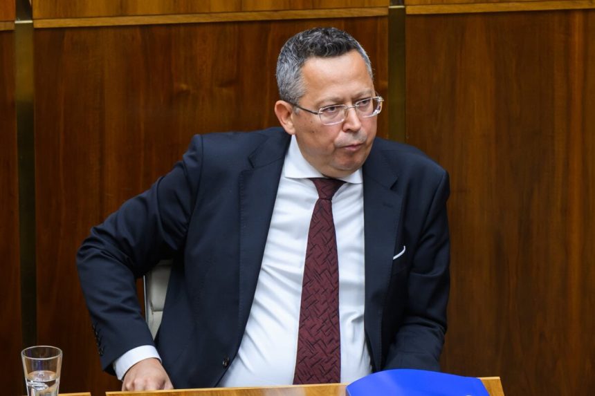 Hospodarenie statu v septembri kleslo o 41 percent