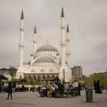 Istanbulom otriaslo stredne silne zemetrasenie ludia v panike vybiehali z budov