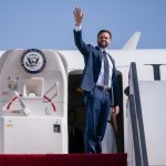 Izrael podla americkeho viceprezidenta neanekutje Zapadny breh