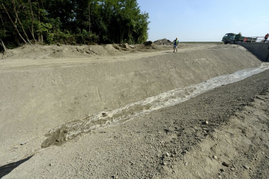 Program cezhranicnej spoluprace Interreg zaostava