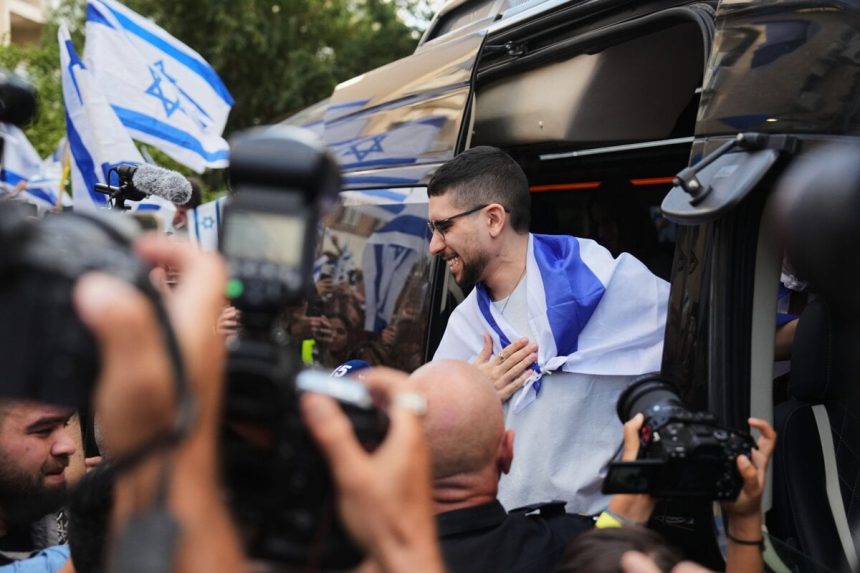 Rodiny izraelskych rukojemnikov pozaduju navrat pozostatkov z Gazy