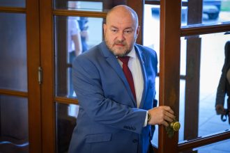 Stat ziskal kontrolu nad hazardom a posilnil Tipos