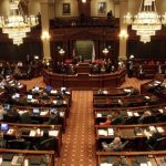 Trump pozaduje vylucenie obstrukcii pri hlasovaniach v Senate