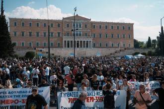 V Grecku sa zacal 24 hodinovy strajk proti zmenam v zakonniku prace