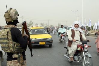 Vypnutie internetu a mobilnych sluzieb zhorsuje krizy v Afganistane