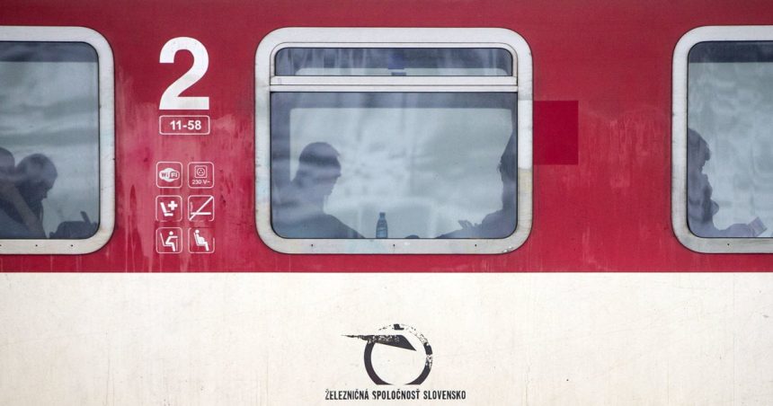 Zeleznice upozornuju na zvyseny zaujem o cestovanie pocas sviatkov