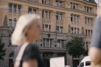 Cez ciaru Statna opera kolabuje clovek zarobi 135 tisic