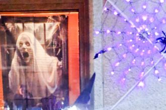 Dom ako z hororu Rodina z Turca premenila domov na kralovstvo duchov a kostlivcov