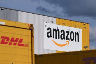 Europsky sud zrusil zalobu Amazonu na oznacenie velmi velkej online platformy