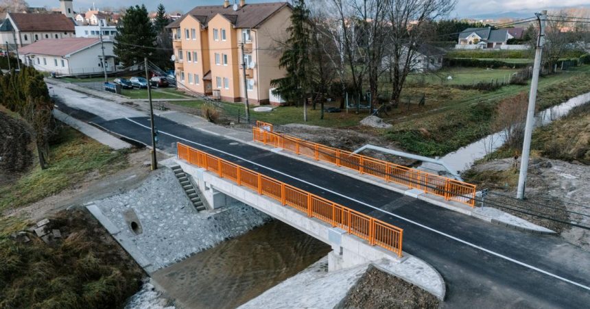 Novy most dokoncili pred zimou otvoreny pre verejnost