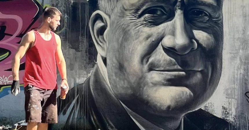 Osobnosti Brezovej maluje na stenu kupaliska