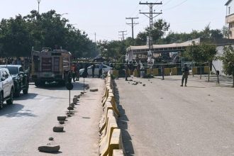 Pakistan Pri vybuchu auta pred sudom zahynulo pat ludi