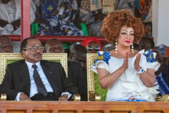 Paul Biya sa osmykrat ujal funkcie prezidenta Kamerunu