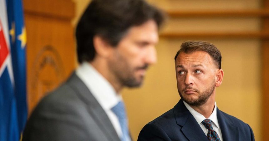 Ranny brifing Neschopnost Sutaja Estoka podnecuje zmenu Hlas vytrvalo pada