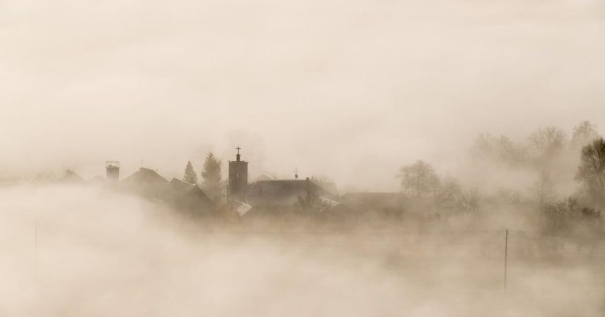 SHMU ocakava oblacne a hmliste pocasie