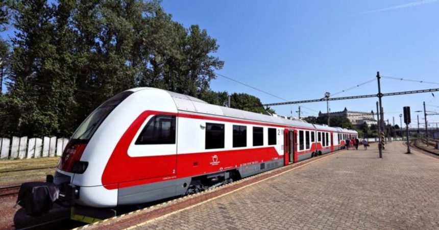 Vlaky medzi Zvolenom a Sahami koncia