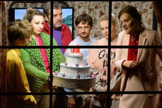 Znamy herec sa predstavi v Martine ako zmanipulovany muz